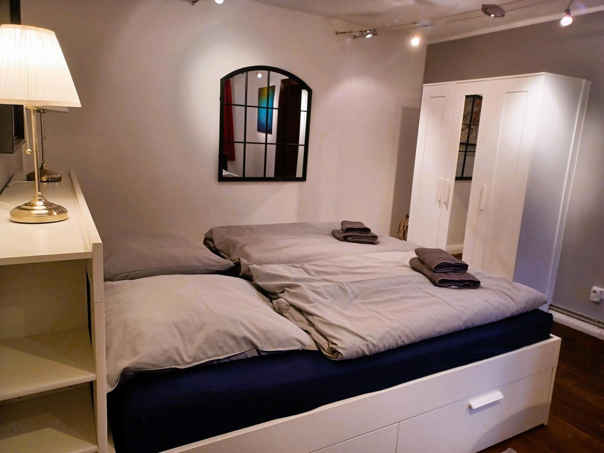 Kleine Galerie Apartment Fuer 3 Mit Kueche Kamin Netflix Parken Und Hofladen Steinhofel ภายนอก รูปภาพ